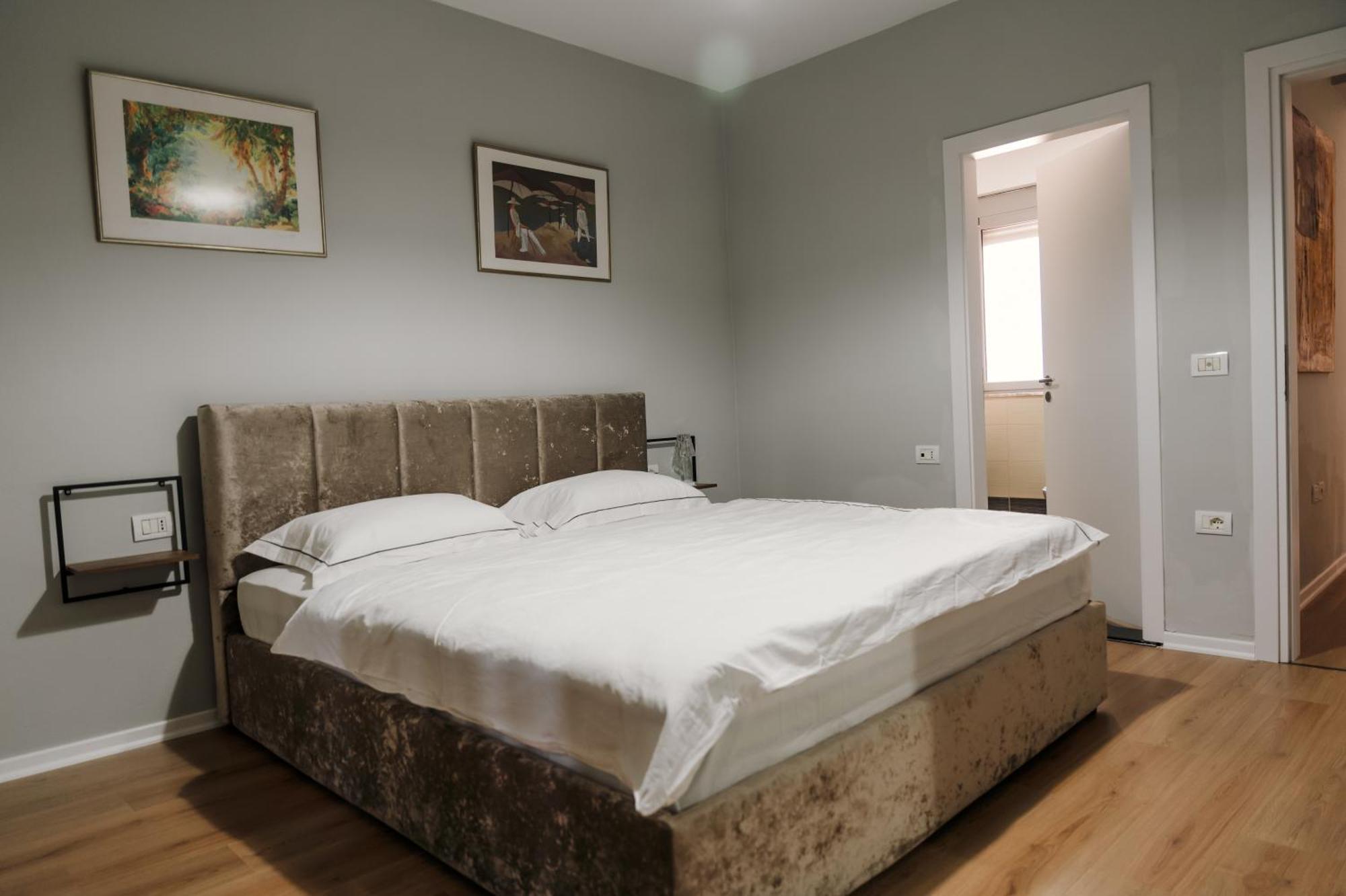 Urban Hotel Τίρανα Εξωτερικό φωτογραφία